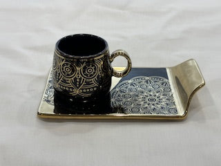 Black and Gold Coffee Cups