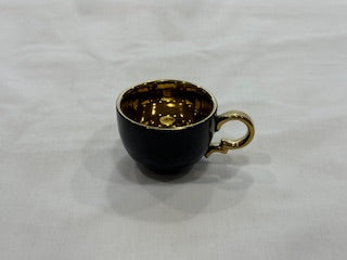 Black and Gold Coffee Cups Circle Plate