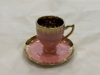 Pink and Gold Coffee Cups Circle Plate Drip Design