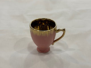 Pink and Gold Coffee Cups Circle Plate Drip Design