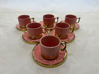 Pink and Gold Coffee Cups Circle Plate Drip Design