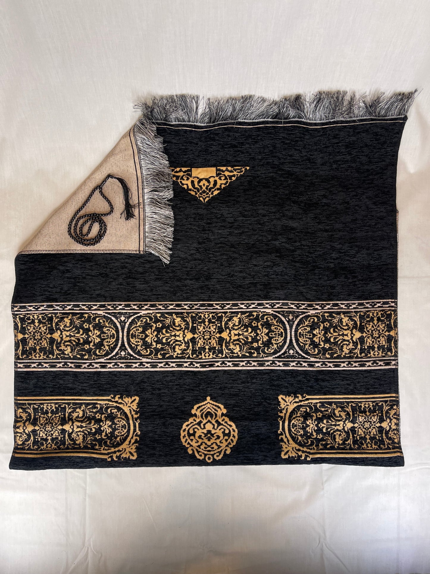 Prayer Rug and Beads Set