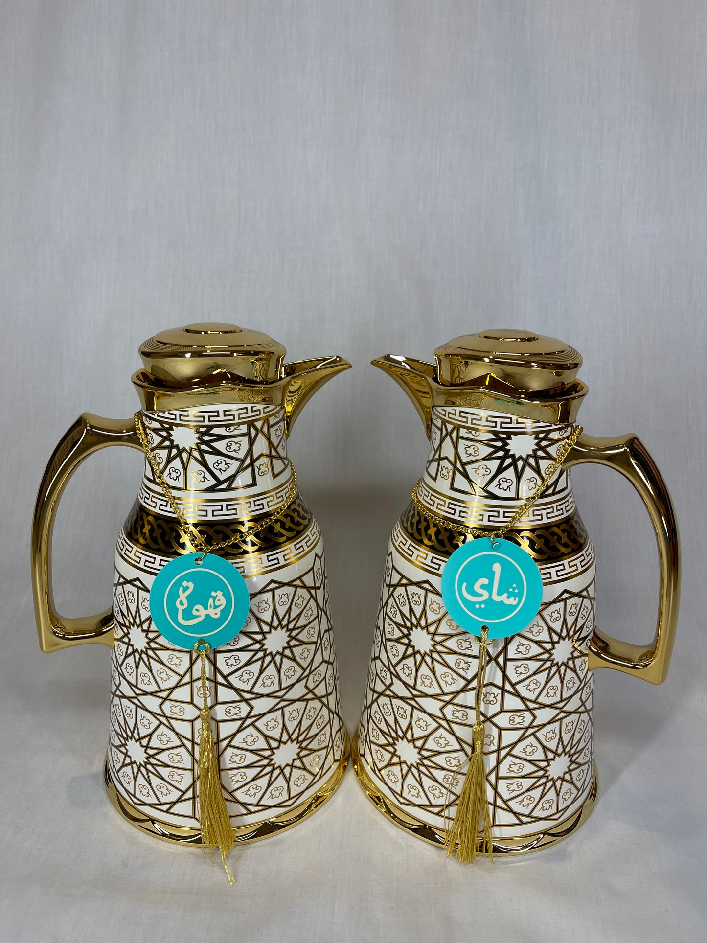 White and Gold Thermos with Coffee and Tea Pendant Set